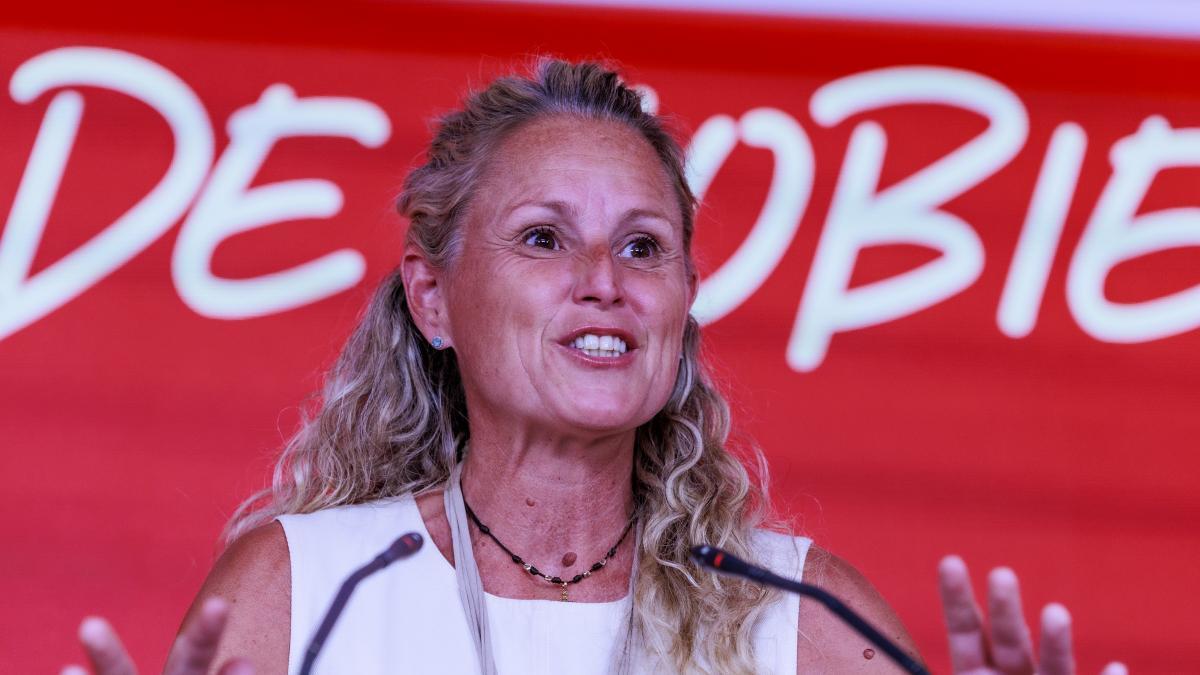 El PSOE sale en tromba ante el caso Montoro y apunta a Feijóo: “Llevan la corrupción dentro”